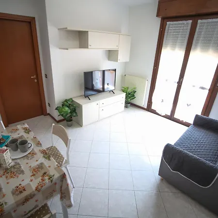 Amendola Apartment *